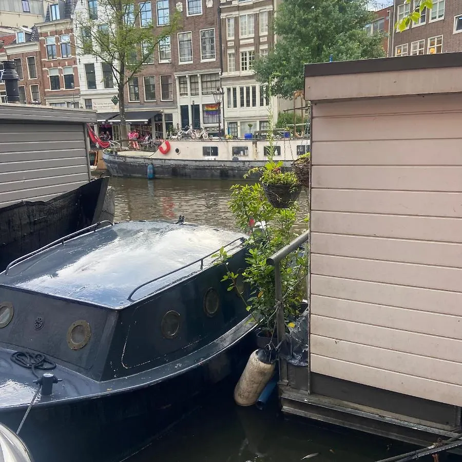 Houseboat Bonnie Bed & Breakfast Amsterdam