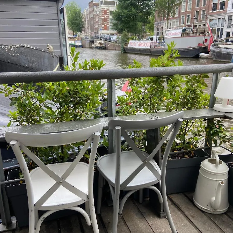 Bed and Breakfast Houseboat Bonnie Amsterdam